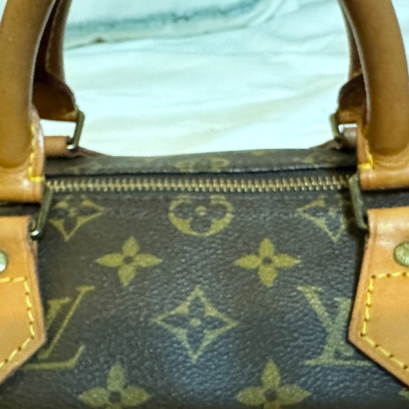 Louis Vuitton Speedy 35 - Authentic - Picture 13 of 16